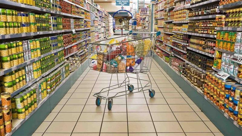 Șoc pentru români: inflația urcă la 10,9%, iar scumpirile lovesc din nou. Ce costă mai mult
