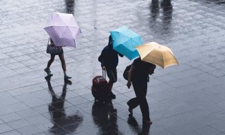 Vremea se schimbă de la o zi la alta: furtuni în primele zile, apoi val de căldură în weekend