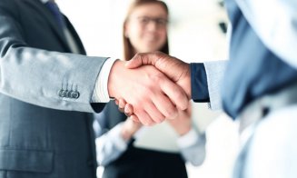O fabrică din Transilvania se pregătește să angajeze sute de persoane. Oferă și un bonus noilor veniți