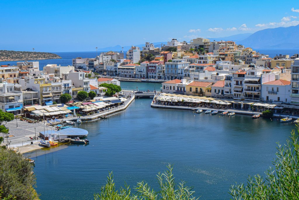 Alertă în Grecia: Cutremur de magnitudinea 5,8 pe o insulă frecvent vizitată de români