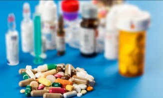 Afacere ilegală de proporții la Cluj: medici, profesori și farmaciști, acuzați că au vândut medicamente de milioane de euro