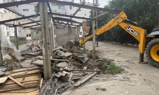 Unde se mai demolează garaje private amplasate pe domeniul public în Cluj