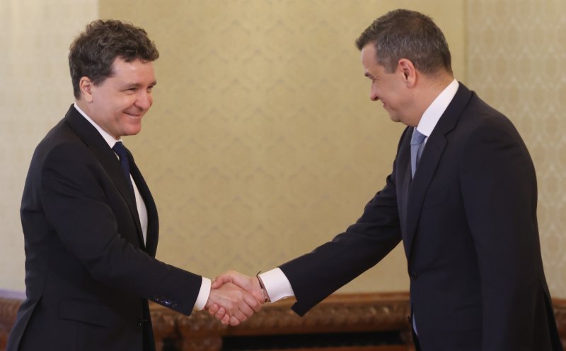 Apel către Nicușor Dan să nu îl desemneze premier pe Grindeanu: „Este un lider politic aproape de faliment. Nu mai comiteți încă o gafă”