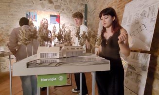 Arhitectură în armonie cu natura și cultura locului. Studenții UTCN expun la Cluj locuințe reimaginate din toate colțurile lumii