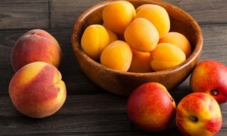 Dieta de 7 zile cu piersici și caise. Promite eliminarea retenției de apă și pierderea rapidă în greutate