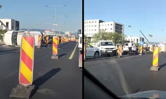 ACCIDENT pe Centura Metropolitană aflată în lucru: Mașină vs. stâlp de electricitate / Șoferii: 'Era o chestiune de timp. Stâlpul era lăsat în drum'