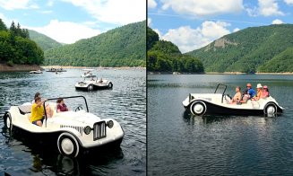 ”Trafic intens” pe Tarnița / Automobilele RETRO fac senzație pe lac