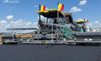 Asfalt și mobilizare masivă pe Autostrada Transilvania: Chiribiș - Biharia, la 60% / 600 de muncitori și 400 de utilaje pe șantier