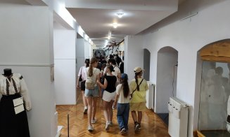 Tururi ghidate gratuite prin Cluj pentru sute de tineri români din afara granițelor