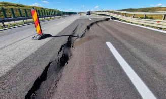 Noi reacții după surparea de pe A10. API cere ca autostrada să rămână deschisă: “Șoferii, obligați să-și riște viața pe DN1”