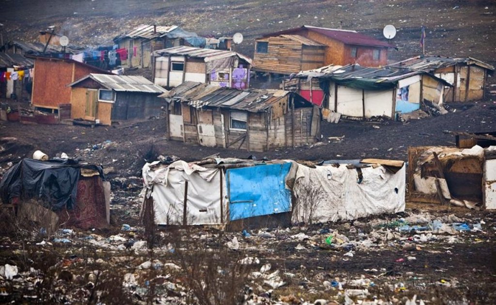 Aproape 600 de copii din Cluj-Napoca, care trăiesc în sărăcie, vor primi 0 MASĂ GRATIS de la Primărie. Cei mai mulți sunt de la Pată Rât