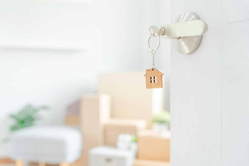De ce aleg românii apartamentele vechi în 2026. „Nu e criză” pe piața imobiliară, spun specialiștii