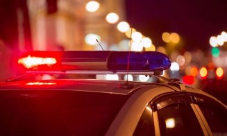 Teroare pe o stradă din Turda: un bărbat de 28 de ani ar fi înjunghiat doi tineri. Ce spun polițiștii