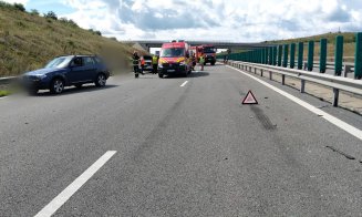 Accident GRAV pe Autostrada A10 Între două mașini și un camion. Două persoane au rămas încarcerate
