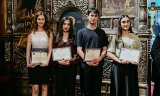 Mitropolitul Andrei i-a premiat pe cei patru elevi din Cluj care au luat BAC-ul cu 10
