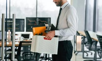 Angajat concediat după doar 47 de secunde, chiar în prima zi de muncă. Motivul i-a lăsat pe mulți fără cuvinte
