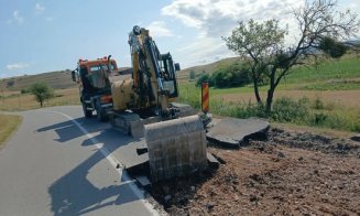 Lucrări pe un important drum județean din Cluj. Se repară gropile
