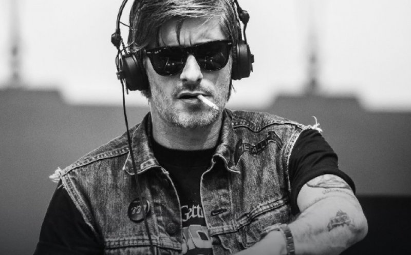 Doliu în lumea muzicii! A murit Kavinsky, DJ-ul francez cunoscut pentru hit-ul „Nightcall”