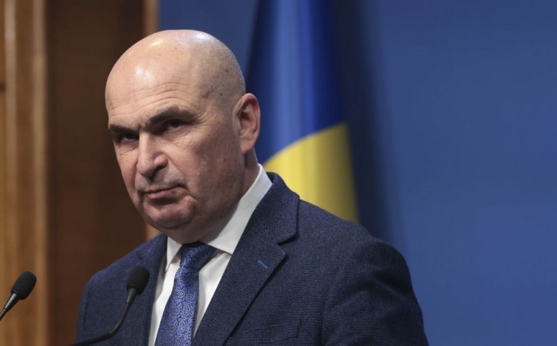De ce s-au scumpit carburanții. Explicațiile lui Bolojan