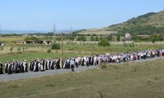Mii de pelerini sunt așteptați la Mănăstirea Nicula de Hramul Adormirii Maicii Domnului. Când și de unde pornește procesiunea