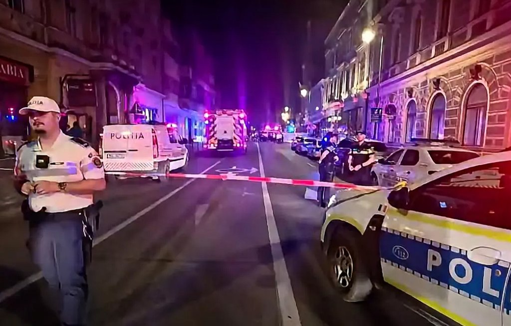 Accident cumplit cu pietoni spulberați pe trotuar. 2 persoane au decedat, iar alta este în stare gravă