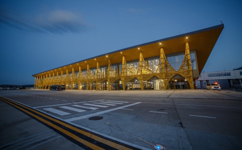 Record pe Aeroportul Cluj: Zeci de aeronave parcate în același timp și cea mai aglomerată săptămână din istorie: Peste 91.000 de pasageri