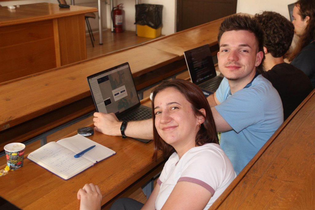 Studenți din peste 10 țări din Europa, la UTCN! Tinerii au învățat despre IoT și au descoperit Clujul