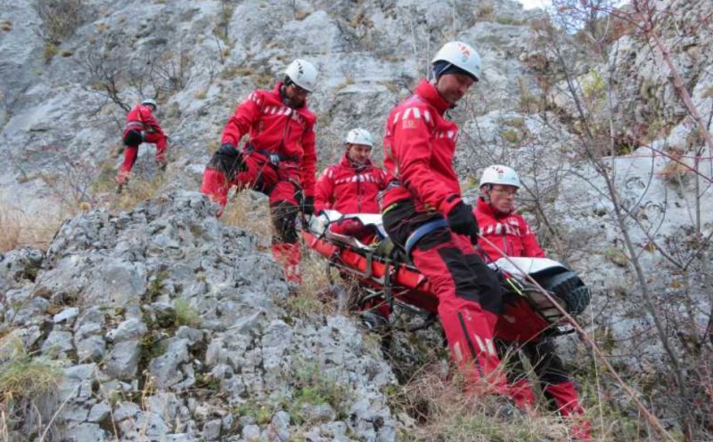 Intervenții Salvamont și în Cluj, într-o zi cu bilanț dramatic la nivel național: 31 de oameni salvați și doi morți