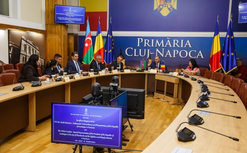 Ambasadorii din Azerbaidjan și Republica Moldova au vizitat Primăria Cluj-Napoca