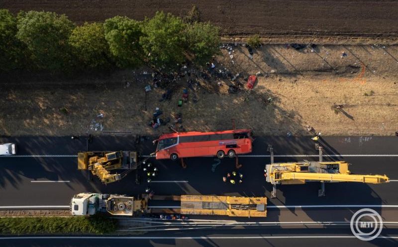 Doisprezece morţi şi cel puţin 10 răniţi într-un accident petrecut în Ungaria