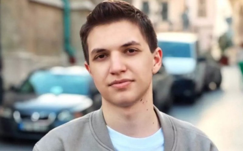 La 20 de ani, un student UBB Cluj obține 60.000 de euro pentru o tehnologie AI în transportul public. Și-a început afacerea la 16 ani
