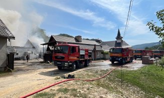 Ce au transmis pompierii despre CAUZA incendiului izbucnit luni la o mănăstire din Cluj