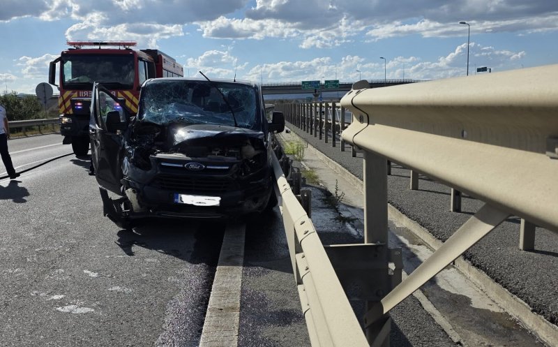 Cluj: Accident de microbuz pe A3. Mai multe persoane au fost rănite