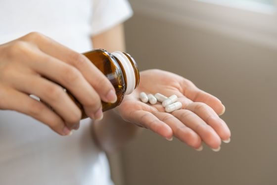 O vitamină consumată zilnic este asociată cu o creștere cognitivă de 13% în demența incipientă