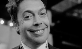 Doliu în cinematografia mondială: a murit Tim Curry, actorul cunoscut din „Singur acasă 2” și „It”