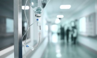 Incident grav! Un băiețel de 6 ani a ajuns în comă după ce sora lui i-a pus plasturi cu fentanyl pe o zgârietură