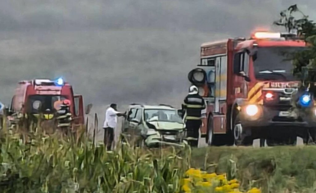 Doi clujeni, implicați într-un accident rutier grav: au ajuns de urgență la spital. Cum s-a produs incidentul