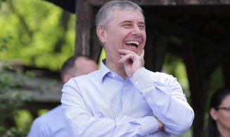 Controversatul Pahonțu, pensionar bugetar și angajat tot la stat cu 7000 de euro pensie și alte 2000 salar. Îl bagă în buzunar pe președintele țării la banii luați de la stat pe lună