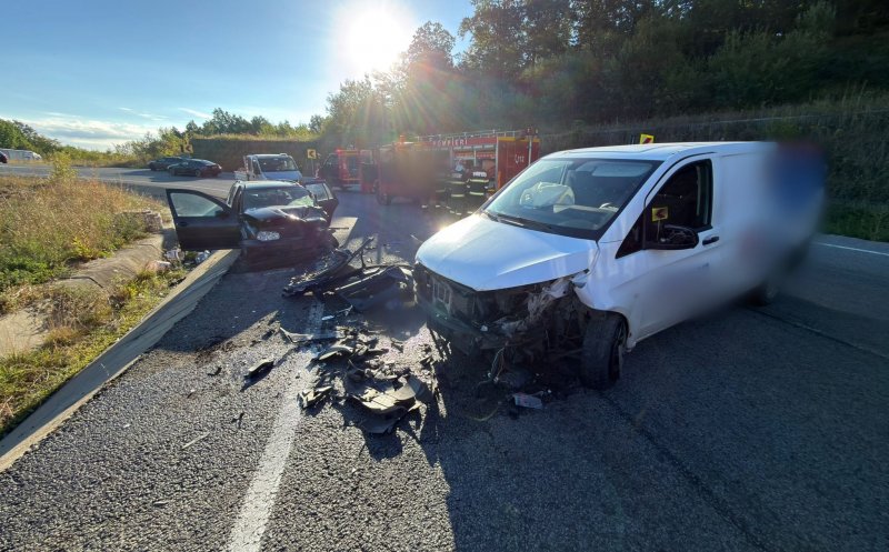ACCIDENT pe Centura Vâlcele-Apahida. Victimă extrasă cu descarcerarea dintre fiarele mașinii