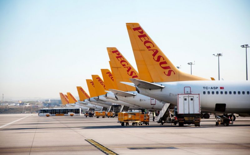 Pegasus a anulat zborurile către Moscova după ce Zelenski a amenințat că va închide spațiul aerian rusesc