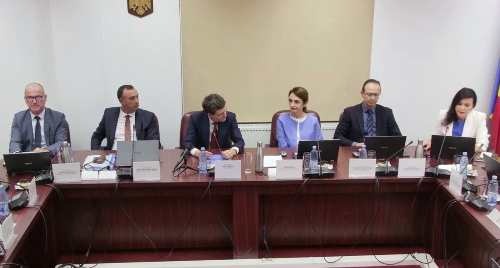 Nicușor Dan prezidează în premieră ședința CSM: „Infracțiunile comise de magistrați deteriorează încrederea în statul român”. Ce le cere președintele reprezentanților Justiției