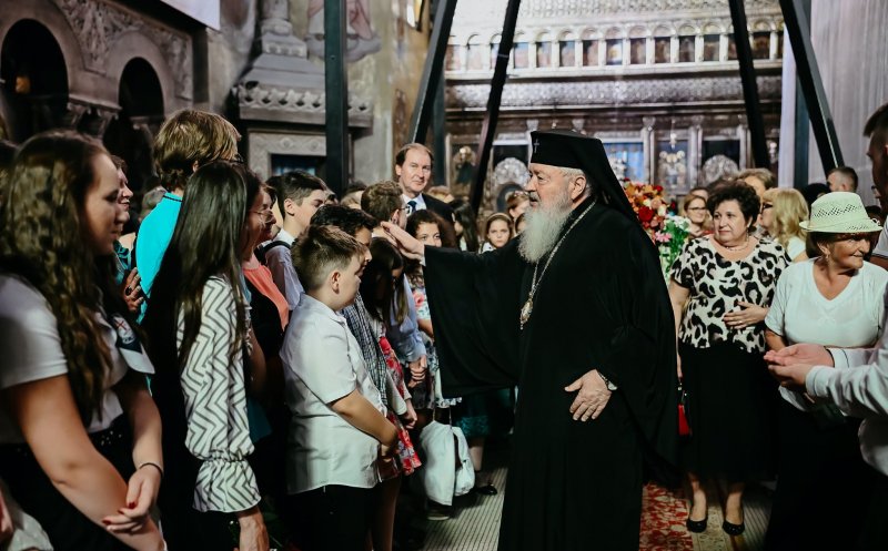 Marinela Marc, la slujba de Te Deum: Prezența elevilor a fost benevolă, la fel ca în fiecare an / Eveniment organizat încă de pe vremea Mitropolitului Bartolomeu
