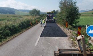 Drumul județean care leagă Turda de satul Lita a intrat în reparații. Lucrările se derulează pe un sector de peste 13,5 km