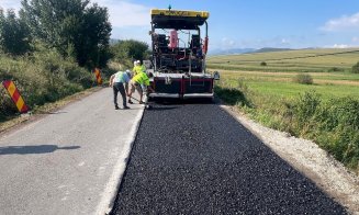 Drumul județean care leagă Turda de satul Lita a intrat în reparații. Lucrările se derulează pe un sector de peste 13,5 km