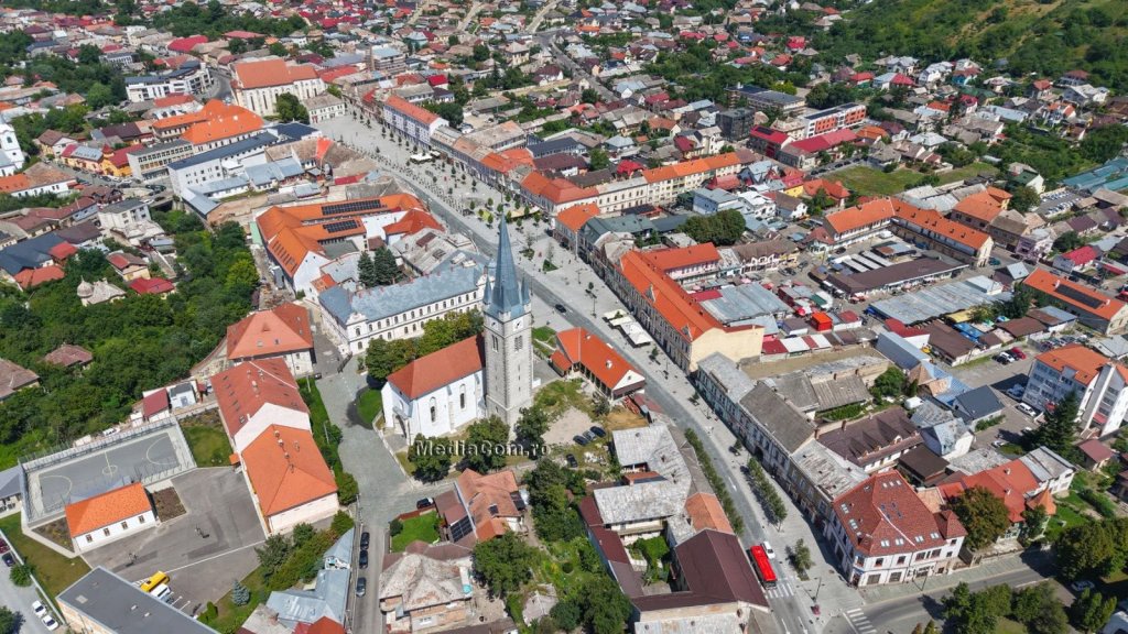 Ziua de Curățenie Națională, la Turda: 1.000 de voluntari dau o mână de ajutor pentru un oraș mai curat / Programul activităților