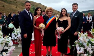 O zi cu totul specială pentru „Primărița de fier” a Clujului. Și-a cununat fiul: „Unul dintre cele mai emoționante momente din viața mea”