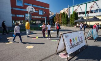 Vouchere culturale și sportive și pentru elevii din Cluj-Napoca. Dan Tarcea: ''Un sport care îi dă încredere. O carte care îl prinde"