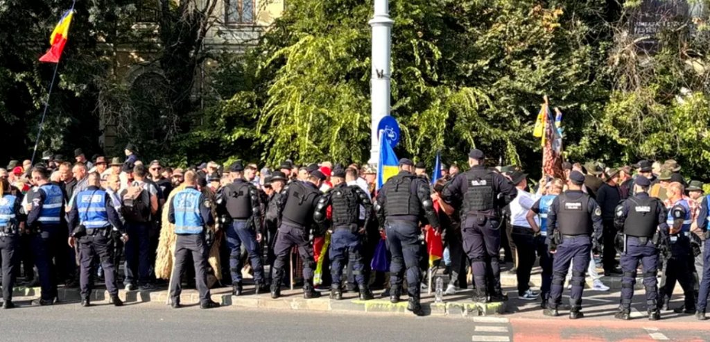 Protestul fermierilor a degenerat: jandarmii au folosit gaze lacrimogene, iar patru persoane au fost duse la Poliție