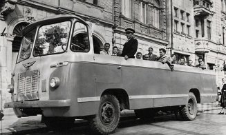 În anul 1962, în fiecare duminică și în zilele de sărbătoare legală, circula acest autobuz ...