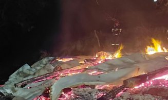 Pompierii clujeni, intervenție noaptea trecută pentru a stinge un incendiu izbucnit la un adăpost de animale